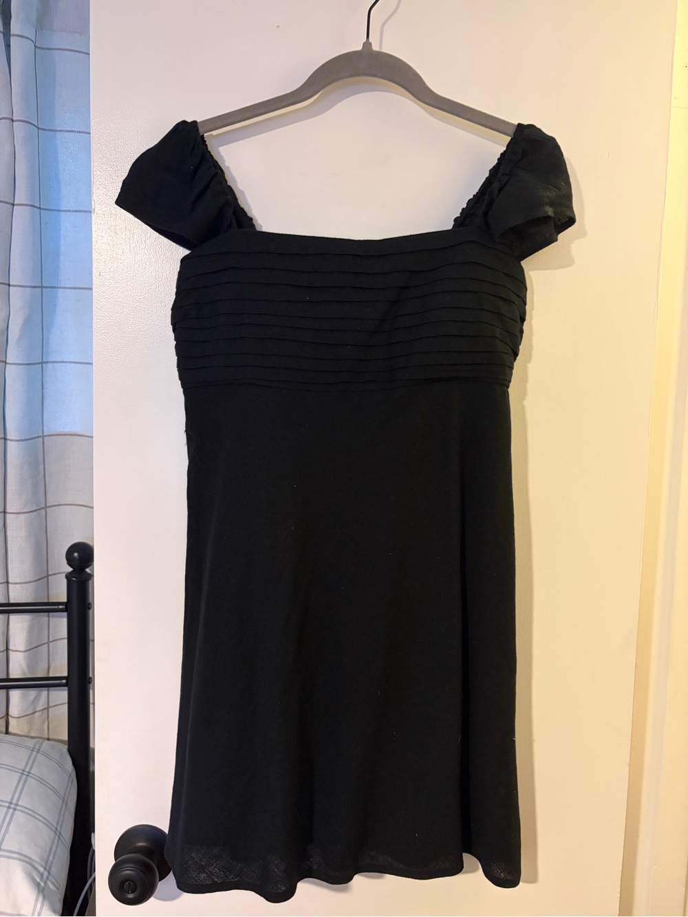 Abercrombie & Fitch Black Off-the-Shoulder Pleated Bodice Mini Dress